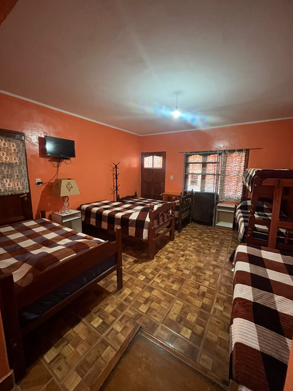 Departamento de 1 a 6 personas en Hostal Lucero